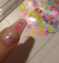 Load image into Gallery viewer, Milkshake and hearts - Kraken&#39;s Nails 
